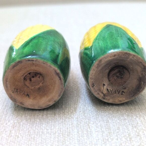 Vintage MCM Corn On The Cob Salt and Pepper Shakers - Picture 5 of 8